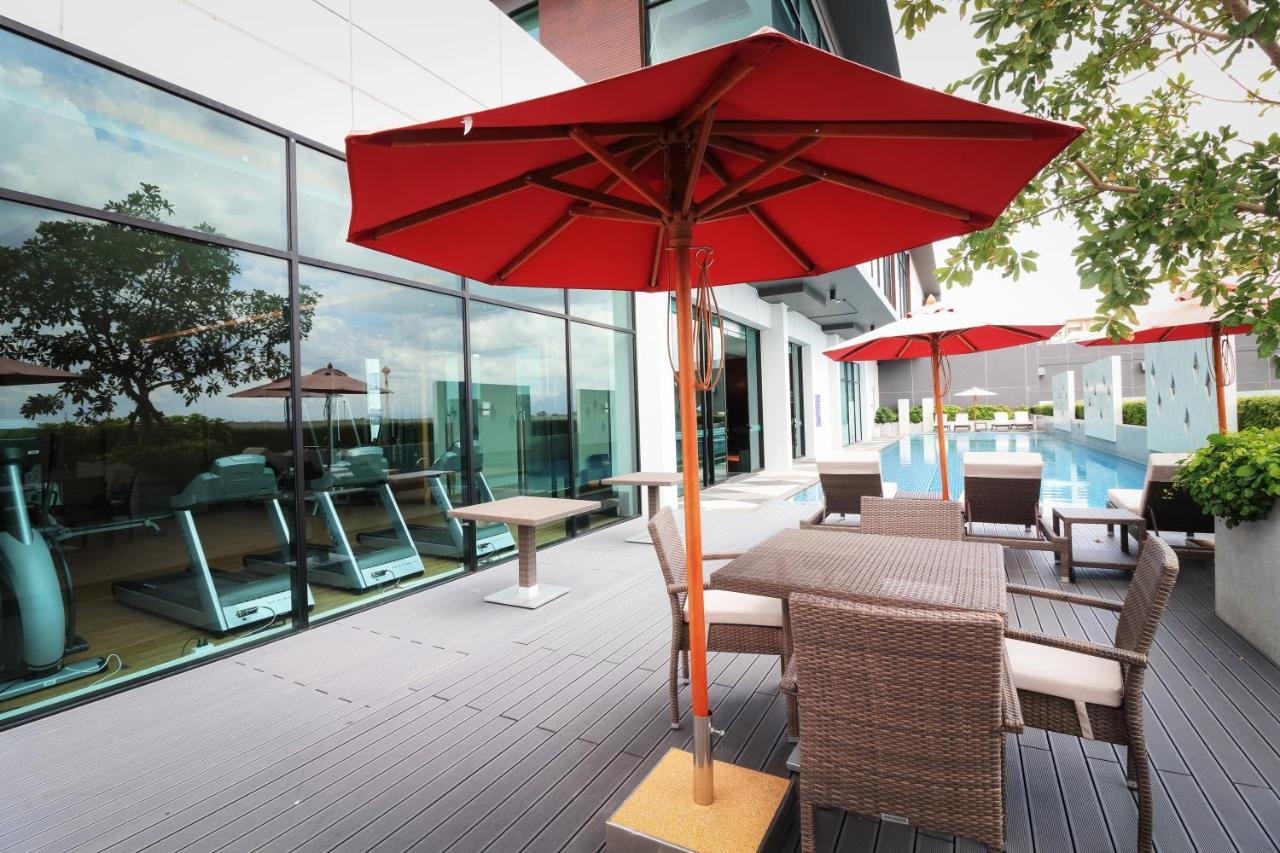 Grand Fortune Hotel Nakhon Si Thammarat Exteriör bild